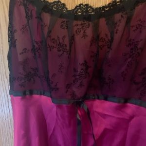 Fushia stain nightgown with lace accents
